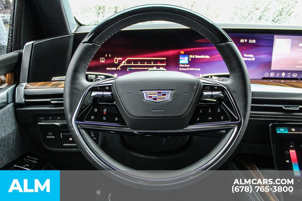 Used 2026 Cadillac Escalade ESV Platinum Sport image 28