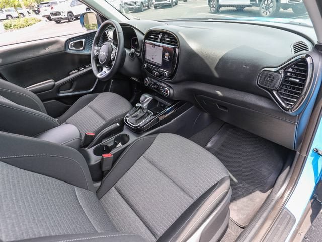 Used 2024 Kia Soul EX FWD image 23