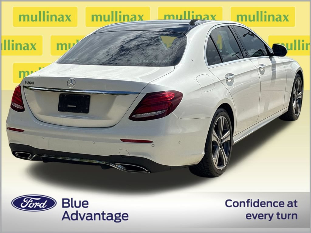 Used 2017 Mercedes-Benz E 300 image 4