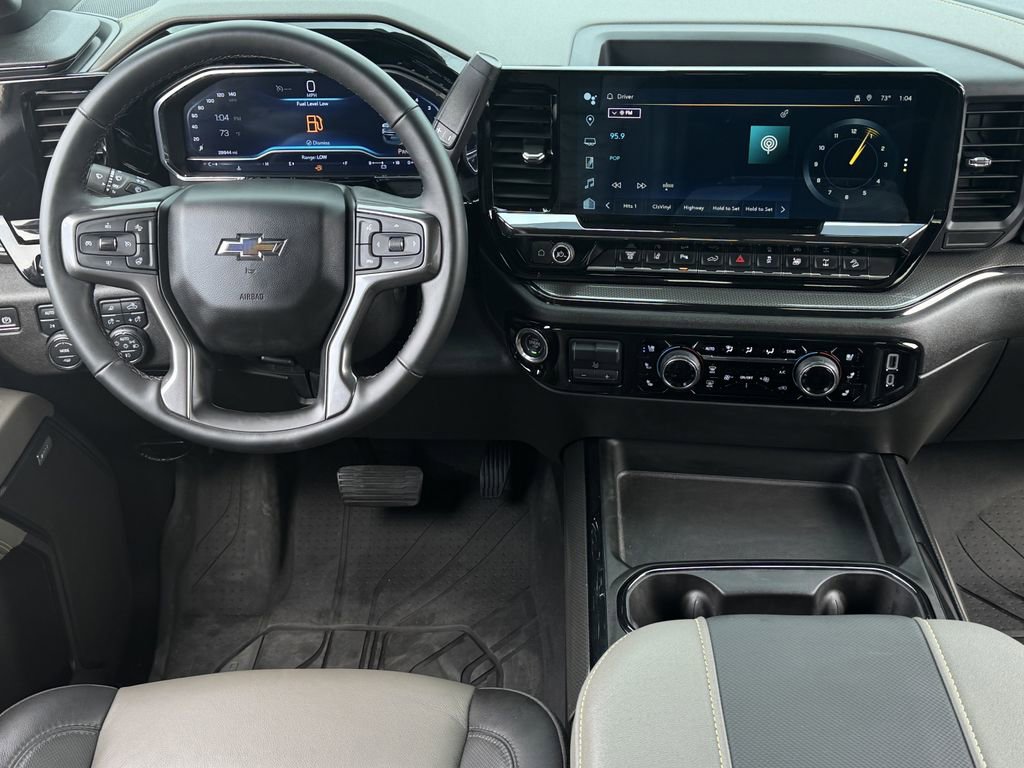 Used 2024 Chevrolet Silverado 2500 ZR2 w/ Technology Package image 15