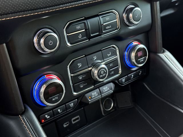 Used 2022 GMC Yukon AT4 image 28