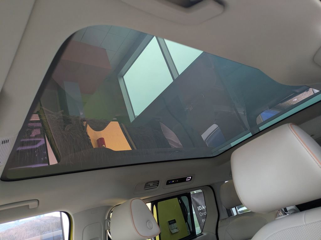 New 2025 Volkswagen ID. Buzz Pro S Plus image 16