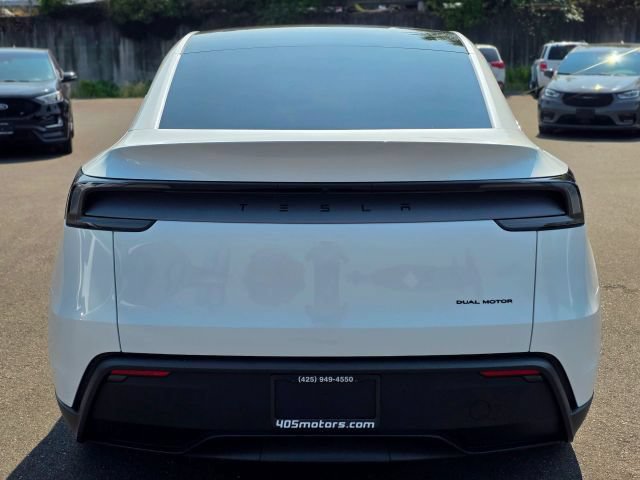 Used 2026 Tesla Model Y AWD image 7