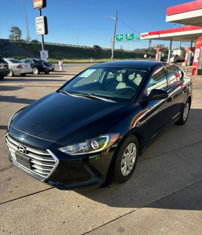 Used 2018 Hyundai Elantra SE w/ Cargo Package