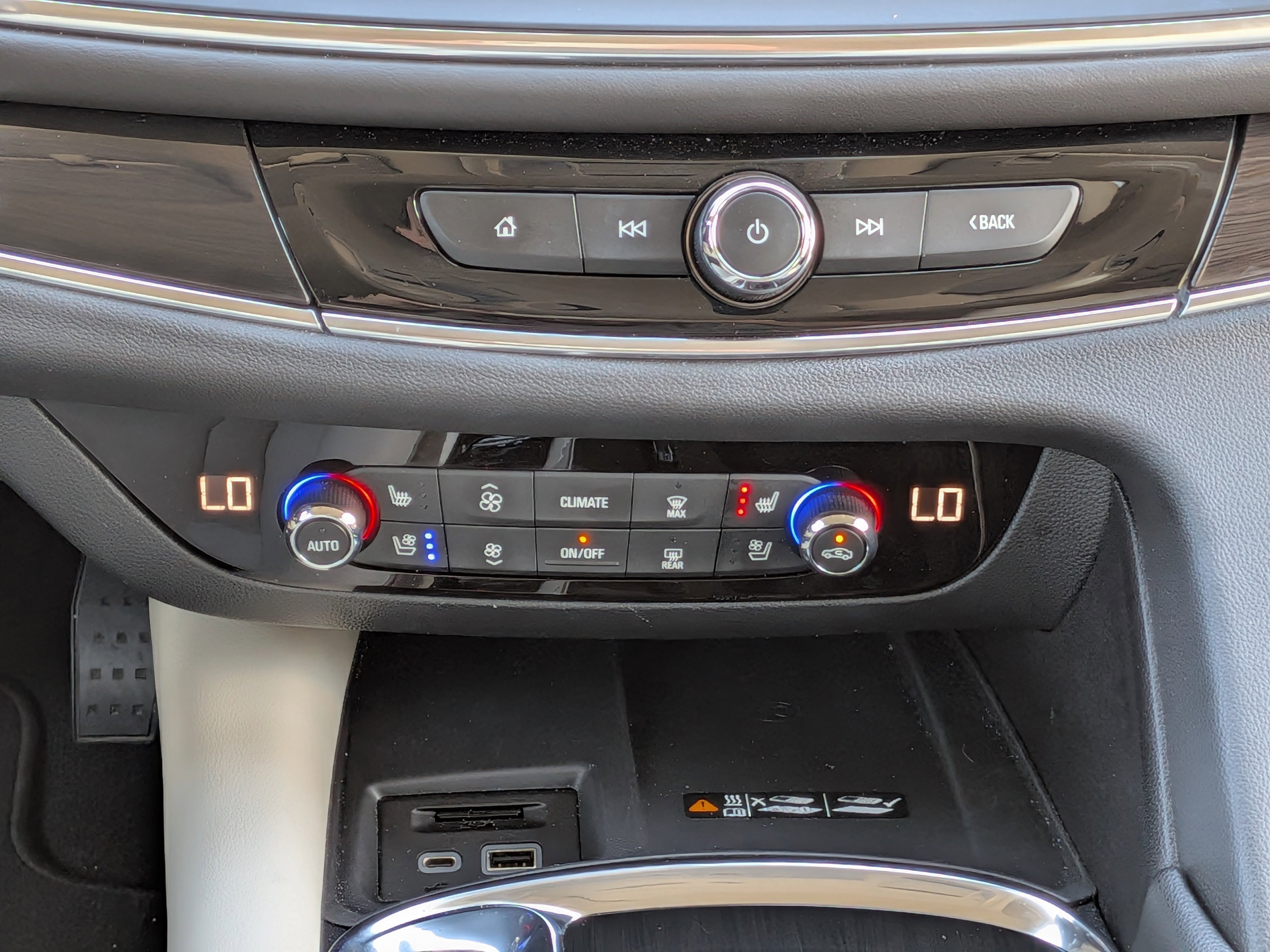 Certified 2023 Buick Enclave Premium image 20