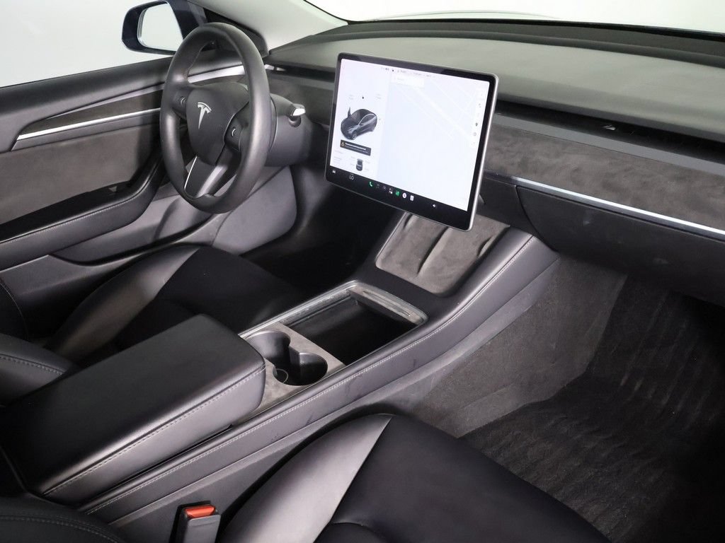 Used 2021 Tesla Model 3 Standard Range Plus RWD image 28