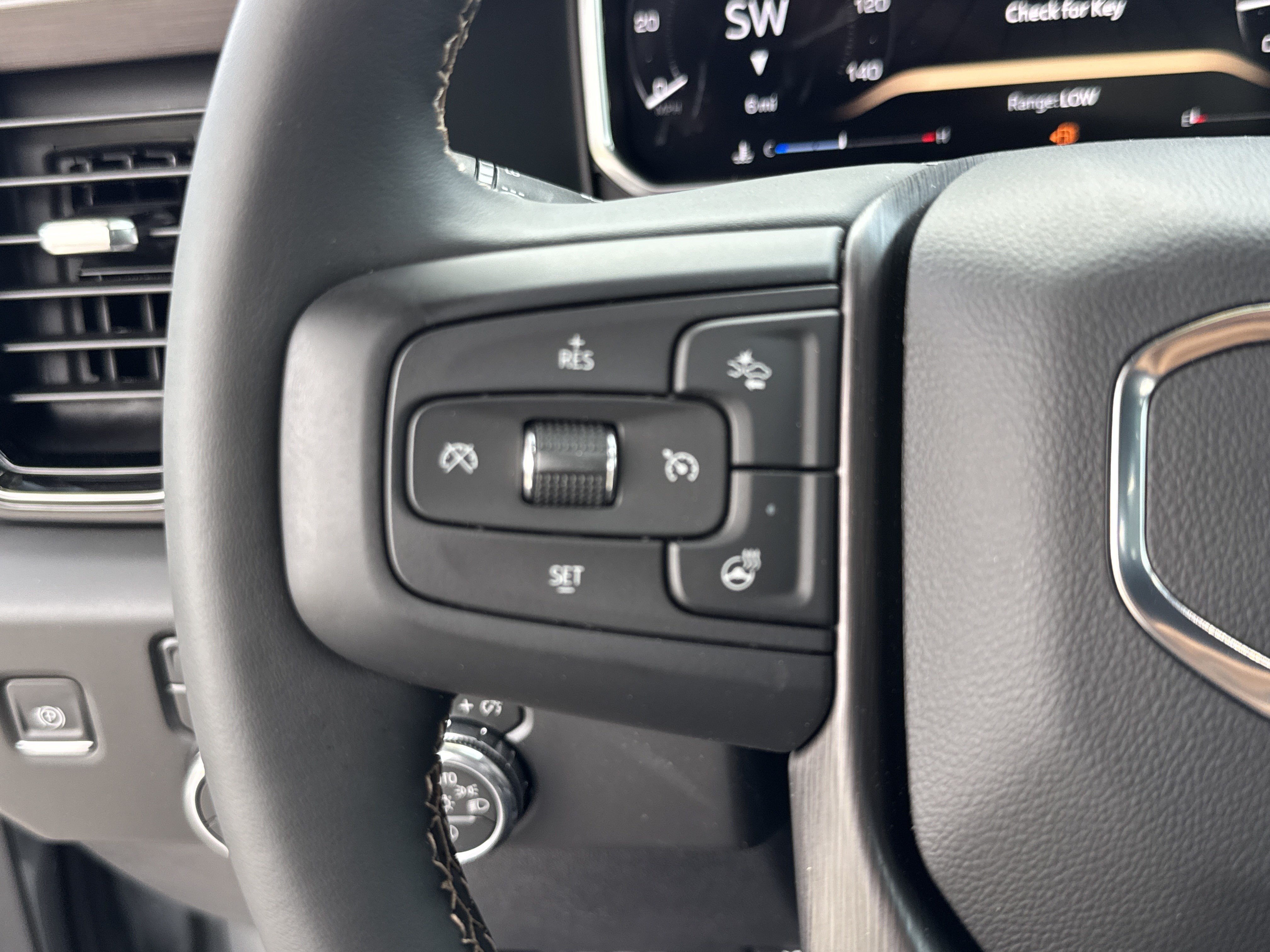 New 2026 GMC Sierra 2500 AT4 w/ AT4 Premium Plus Package AWD/4WD image 22