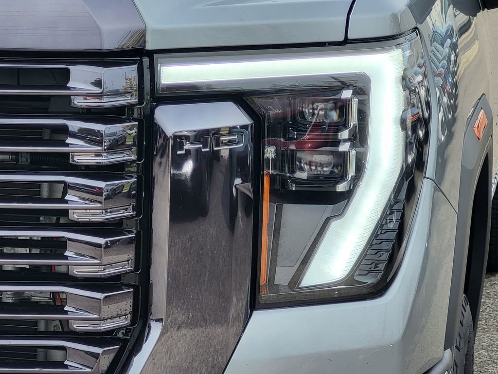 Used 2024 GMC Sierra 2500 Denali Ultimate w/ Max Trailering Package image 45