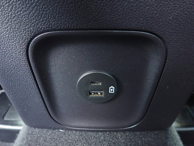 Used 2022 Ford Escape SE image 13