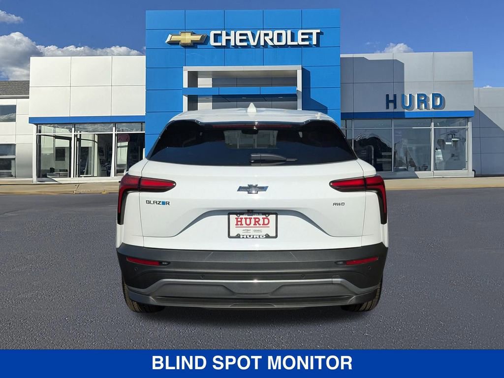 New 2025 Chevrolet Blazer EV LT image 5