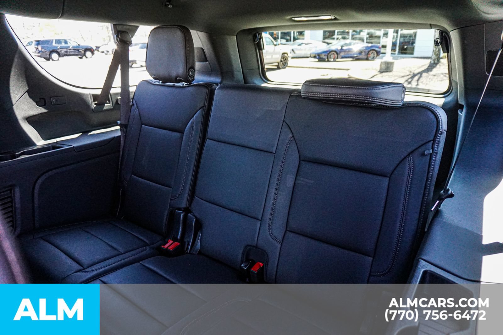 Used 2025 Chevrolet Suburban High Country AWD/4WD image 21