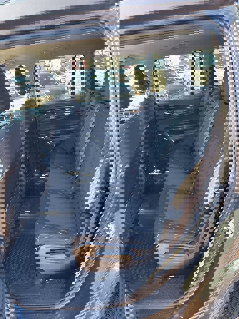 Used 2022 Jeep Grand Cherokee L Laredo w/ Luxury Tech Group I image 25