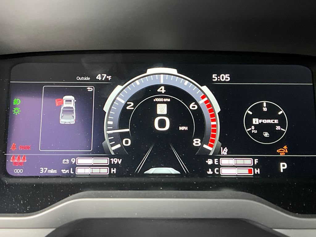 New 2026 Toyota Tundra Limited AWD/4WD image 15