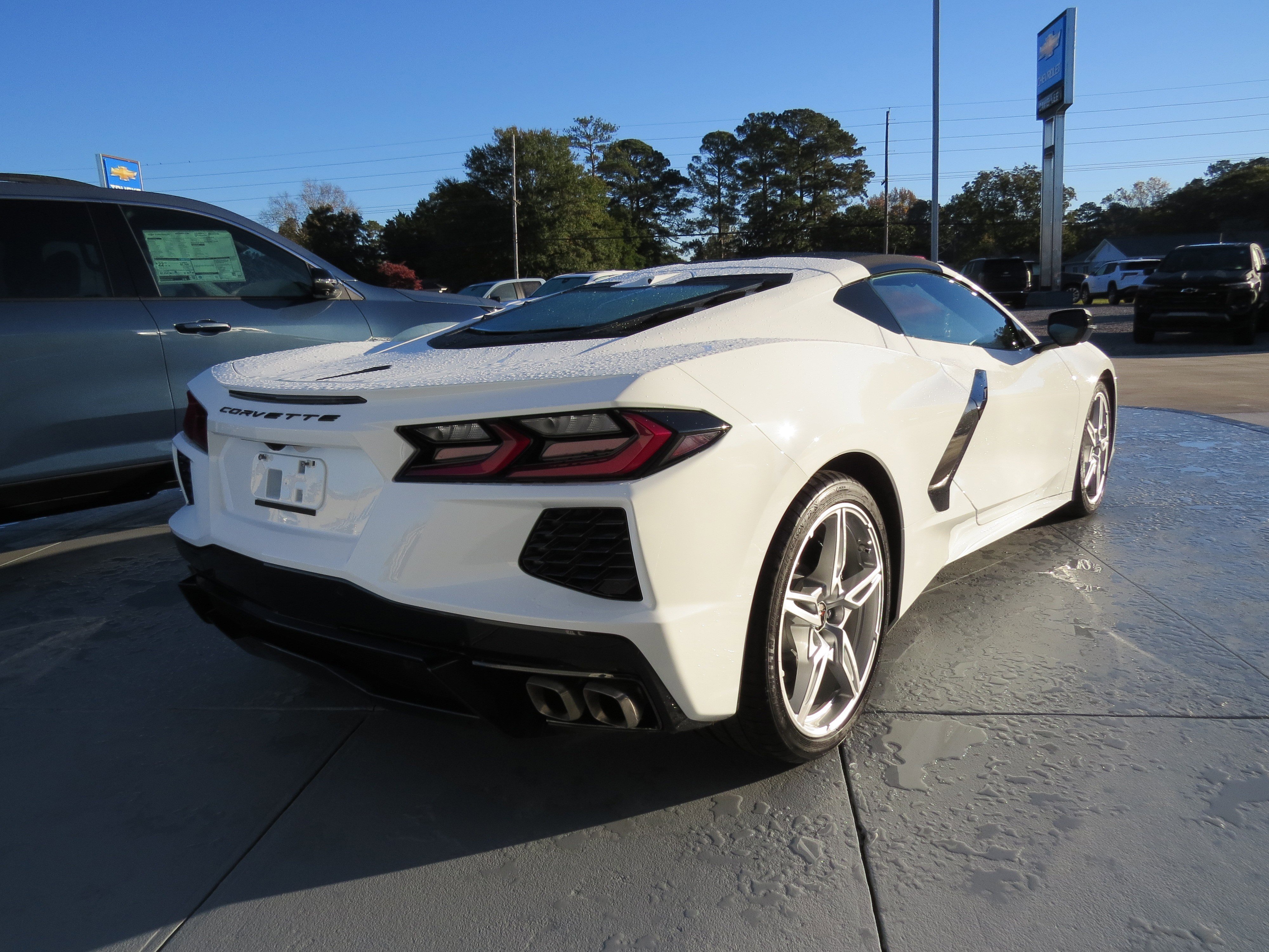 Used 2025 Chevrolet Corvette Stingray Coupe w/ 1LT image 7