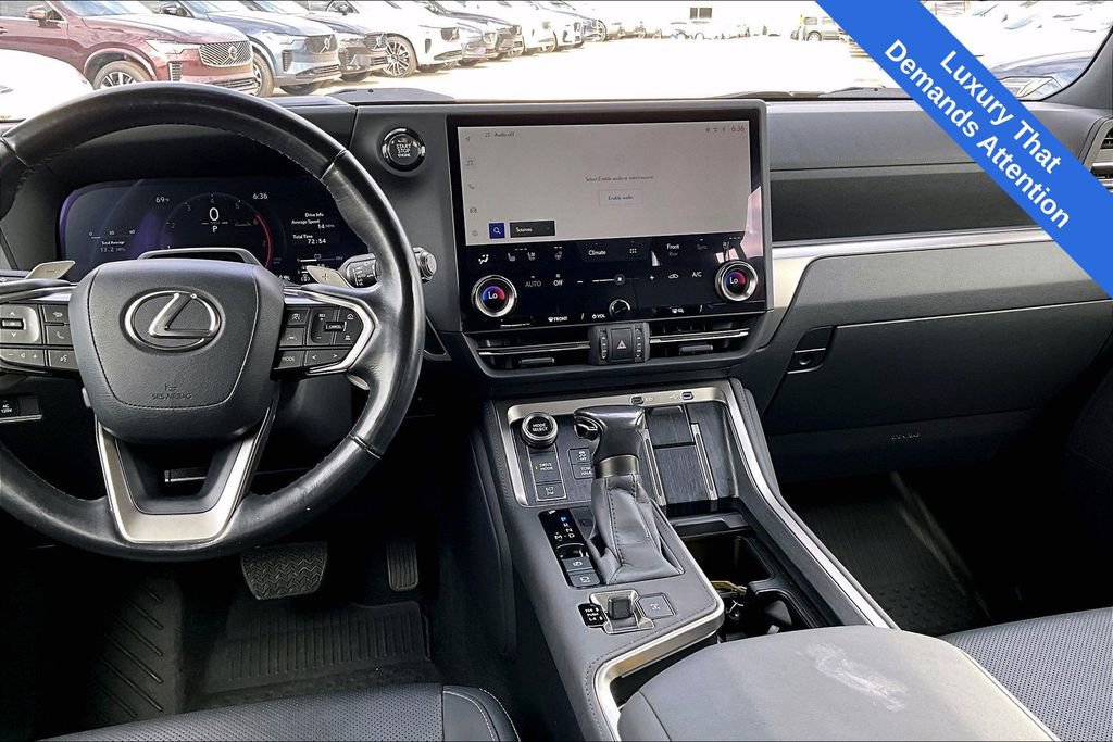 Used 2024 Lexus GX 550 image 8