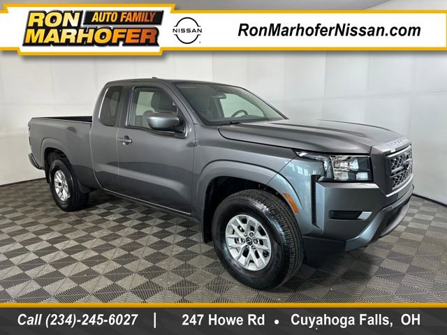 Used 2024 Nissan Frontier SV image 1
