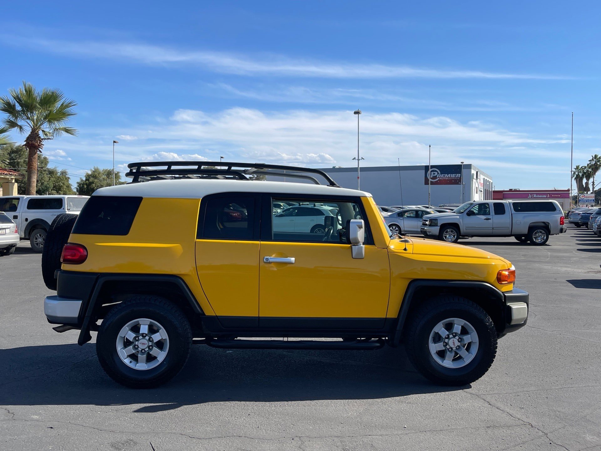 Used 2008 Toyota FJ Cruiser 4WD w/ Upgrade Pkg 1 image 6