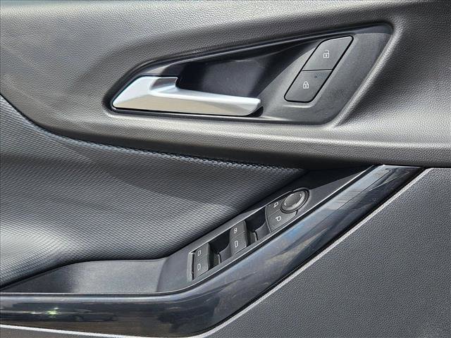 Used 2026 Chevrolet Equinox LT AWD/4WD image 11