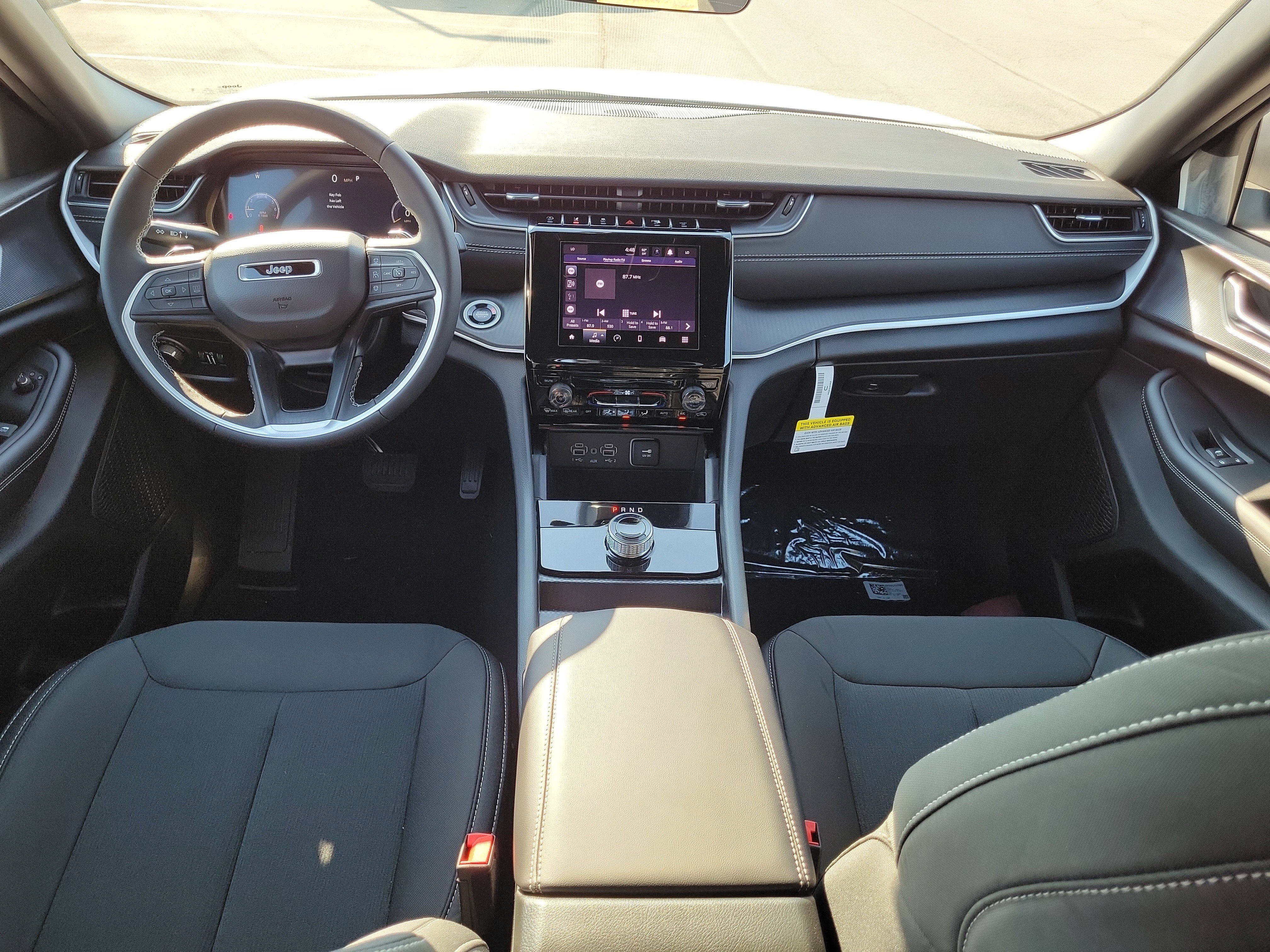 New 2025 Jeep Grand Cherokee Laredo X image 14