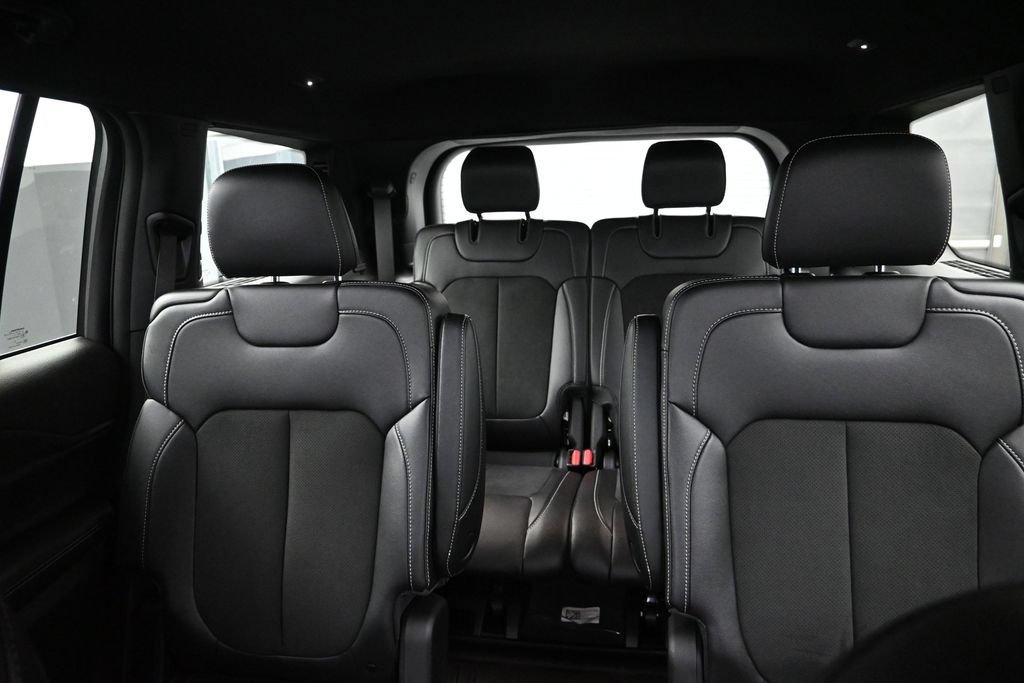 Used 2024 Jeep Grand Cherokee L Laredo AWD/4WD image 17