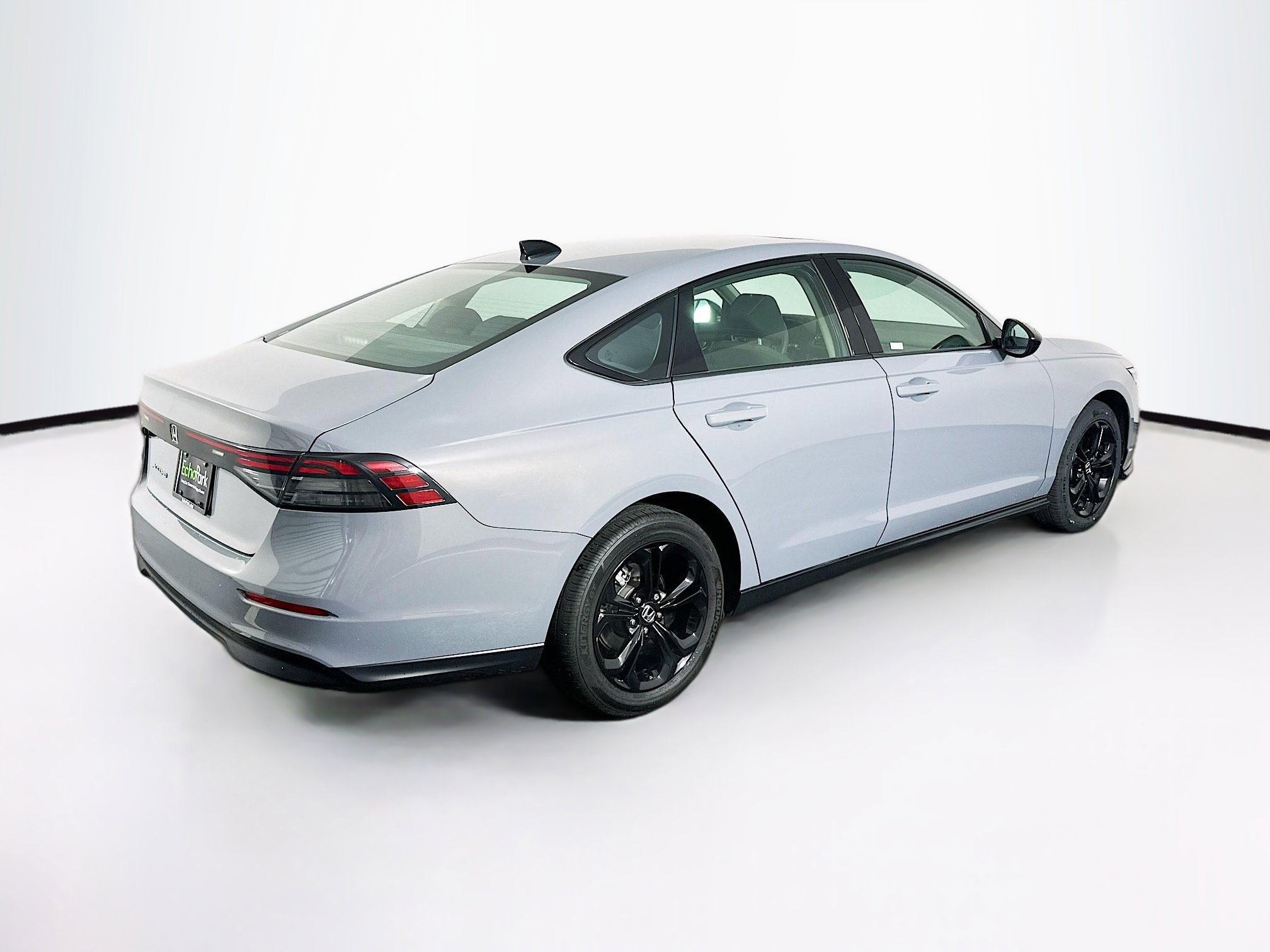 Used 2025 Honda Accord SE image 9