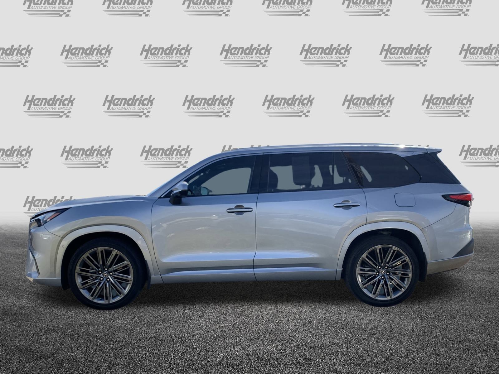 Used 2024 Lexus TX 350 FWD w/ Technology Package image 7