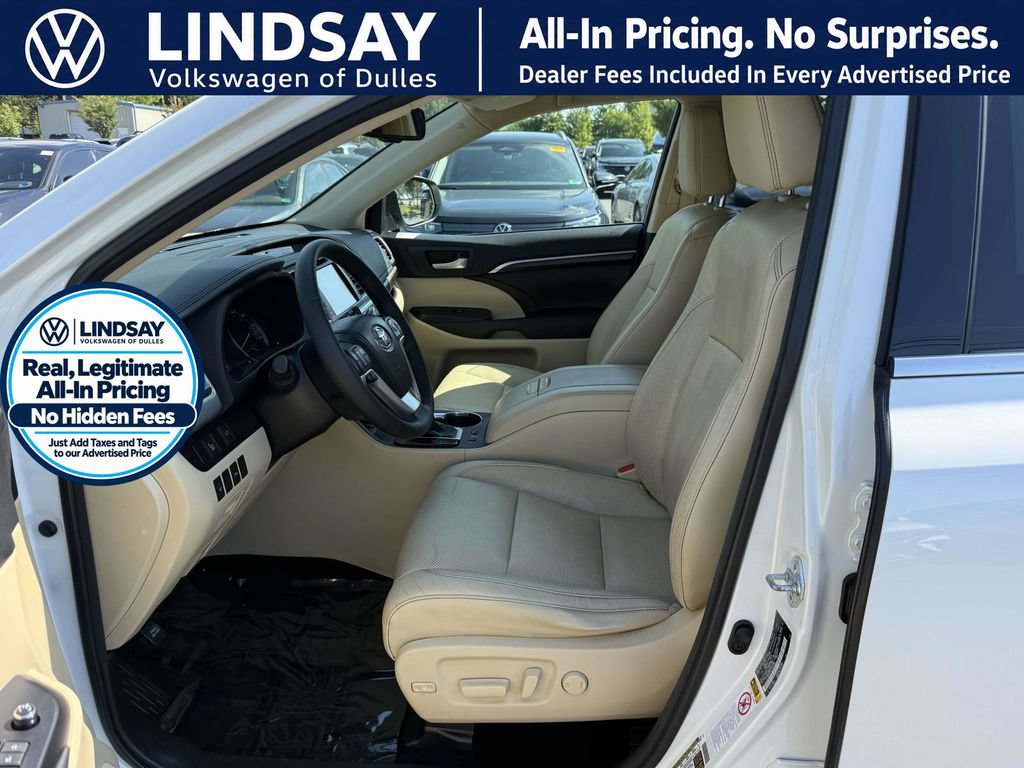 Used 2015 Toyota Highlander Limited AWD/4WD image 12