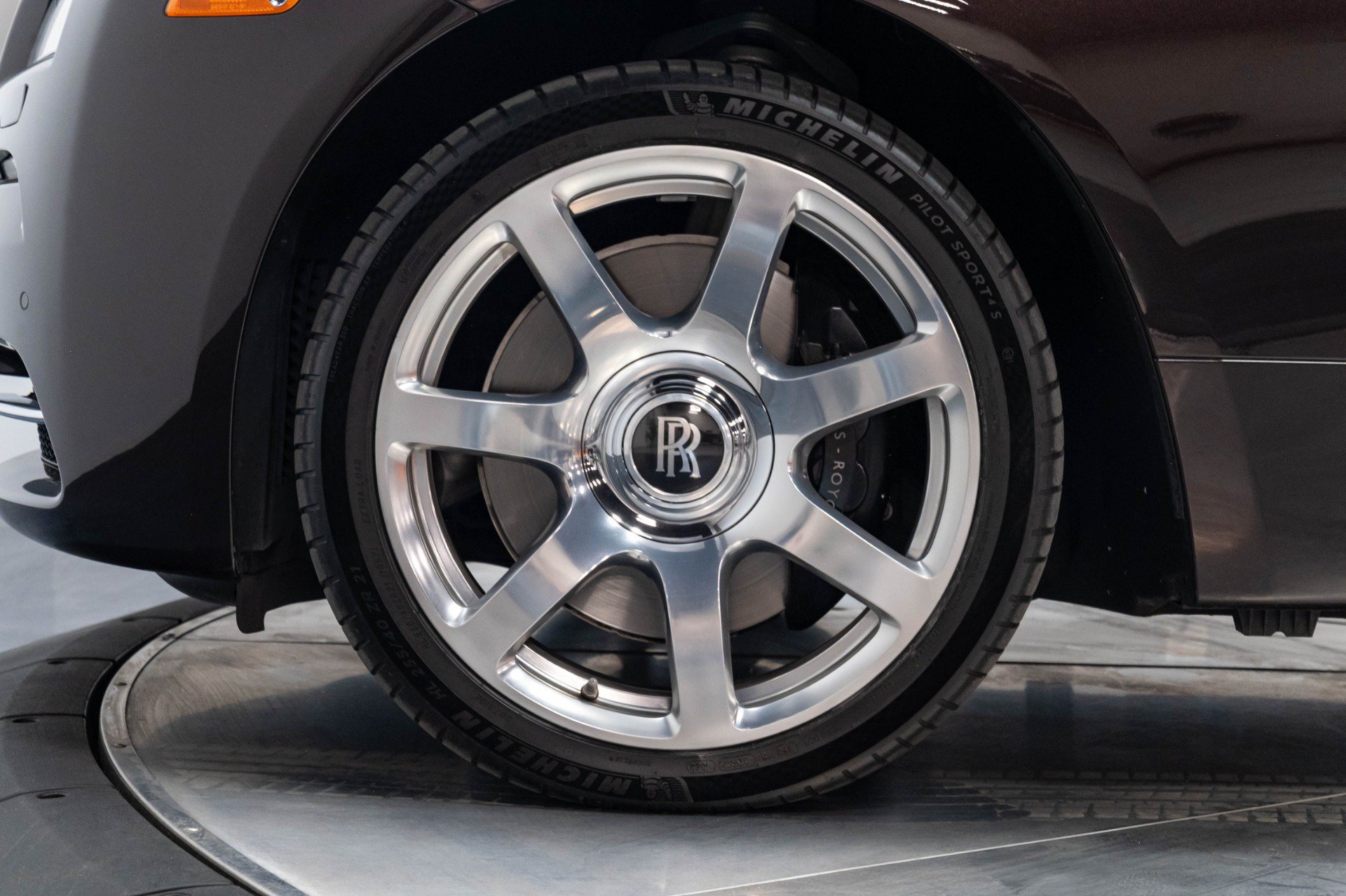 Used 2014 Rolls-Royce Wraith RWD image 45