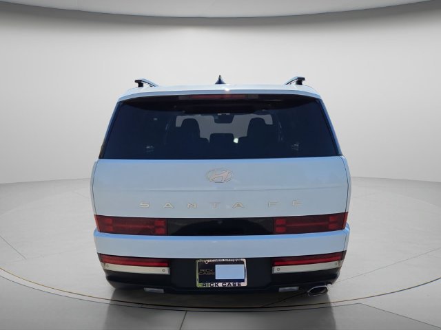 Used 2025 Hyundai Santa Fe Limited FWD image 5
