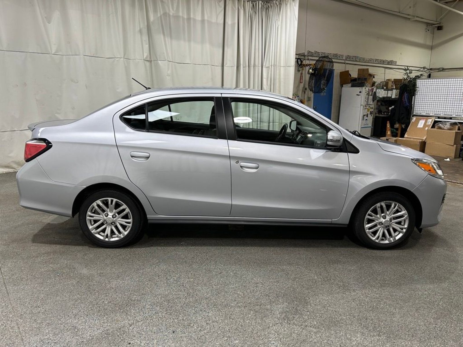 Used 2024 Mitsubishi Mirage G4 SE FWD image 9