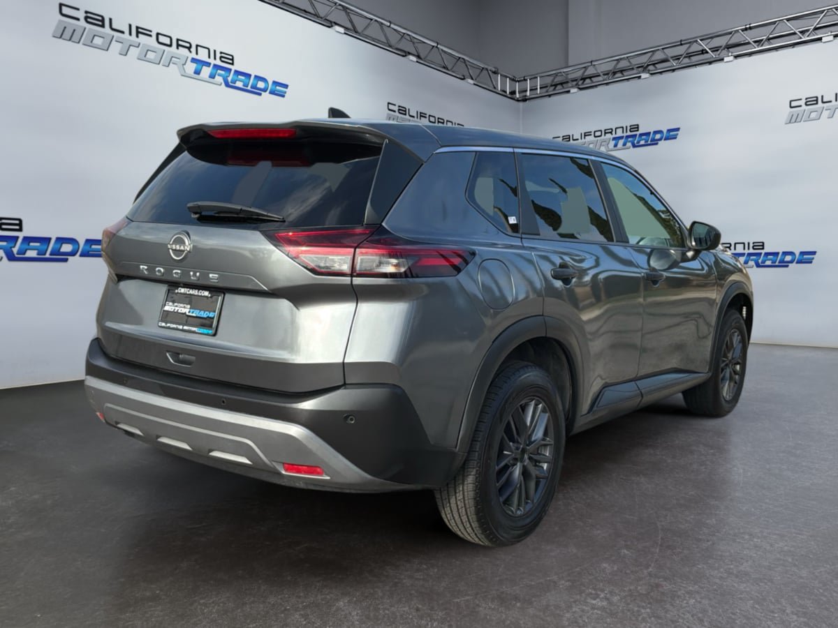 Used 2023 Nissan Rogue S FWD image 5