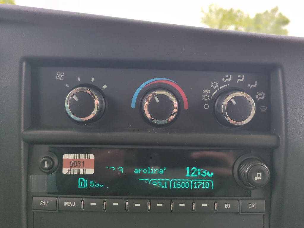 New 2025 Chevrolet Express 3500 w/ Power Convenience Package RWD image 24