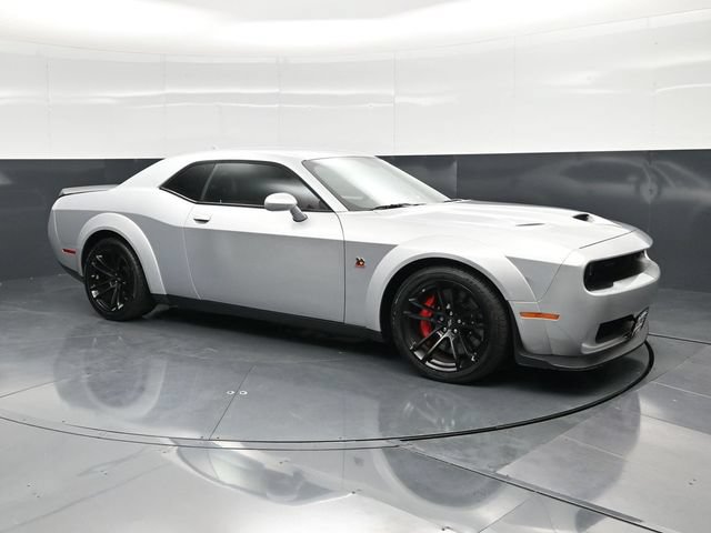 Used 2023 Dodge Challenger R/T Scat Pack RWD image 3