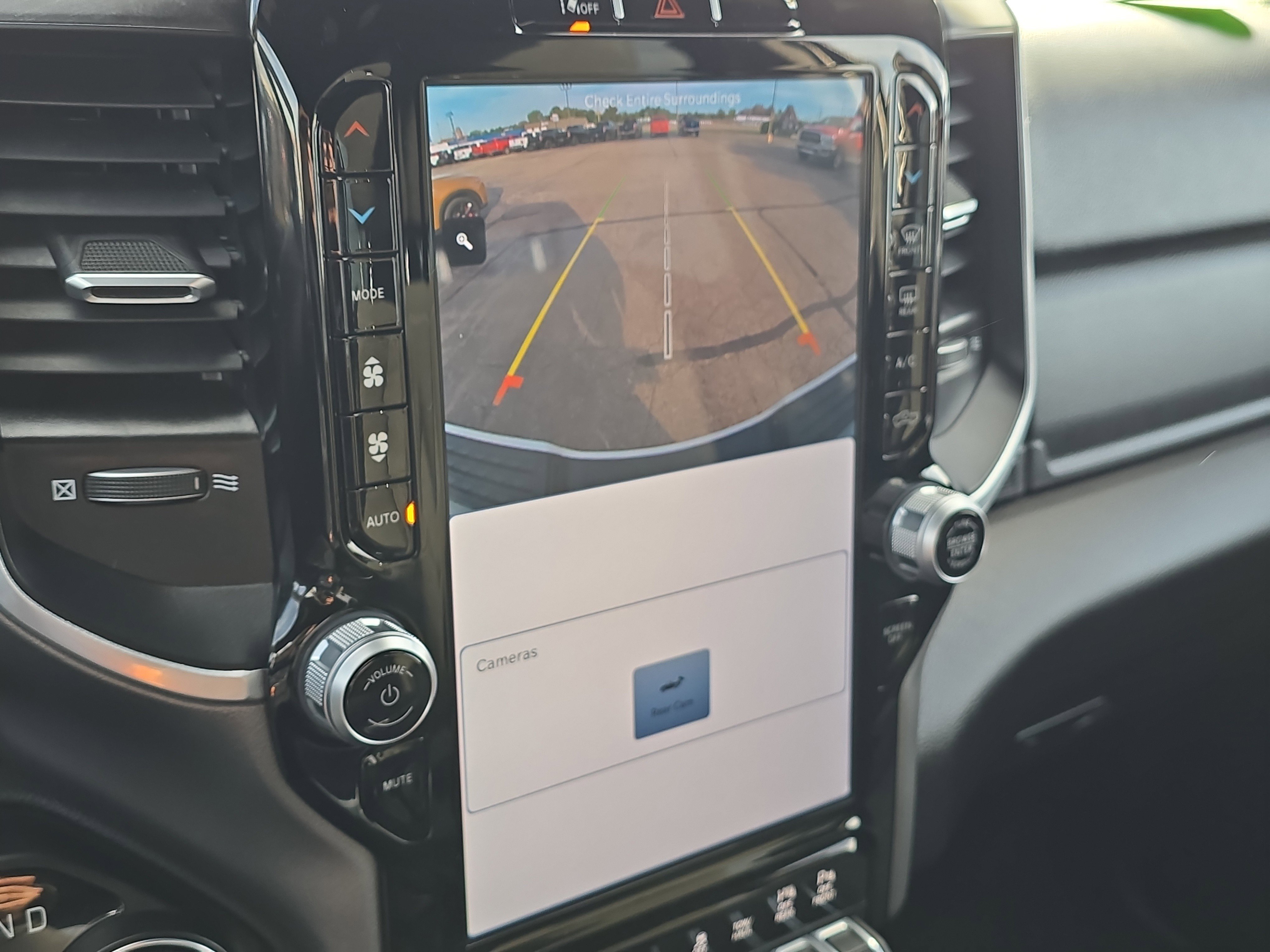 Used 2024 RAM 2500 Big Horn w/ Night Edition image 19