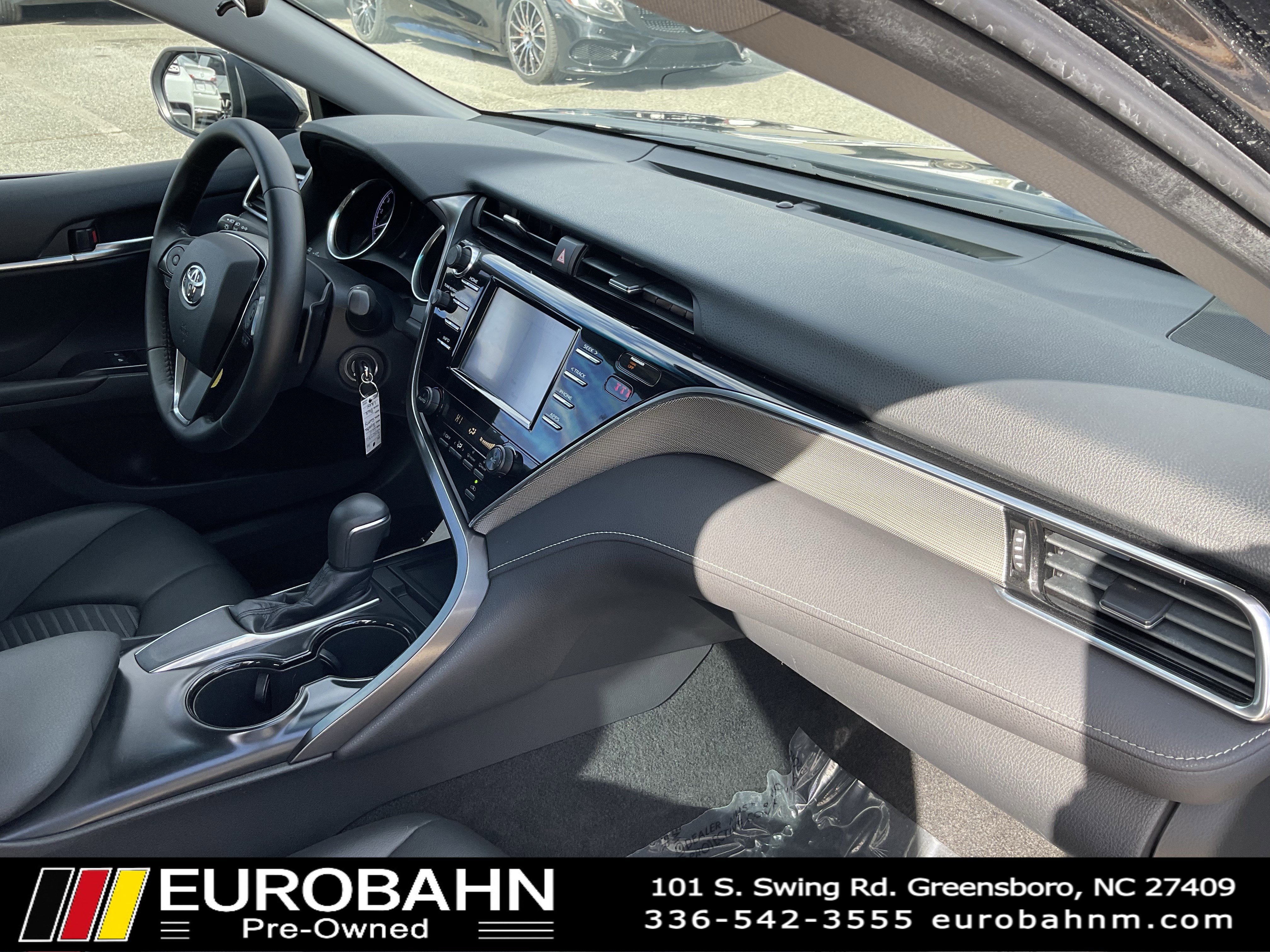 Used 2018 Toyota Camry L image 19