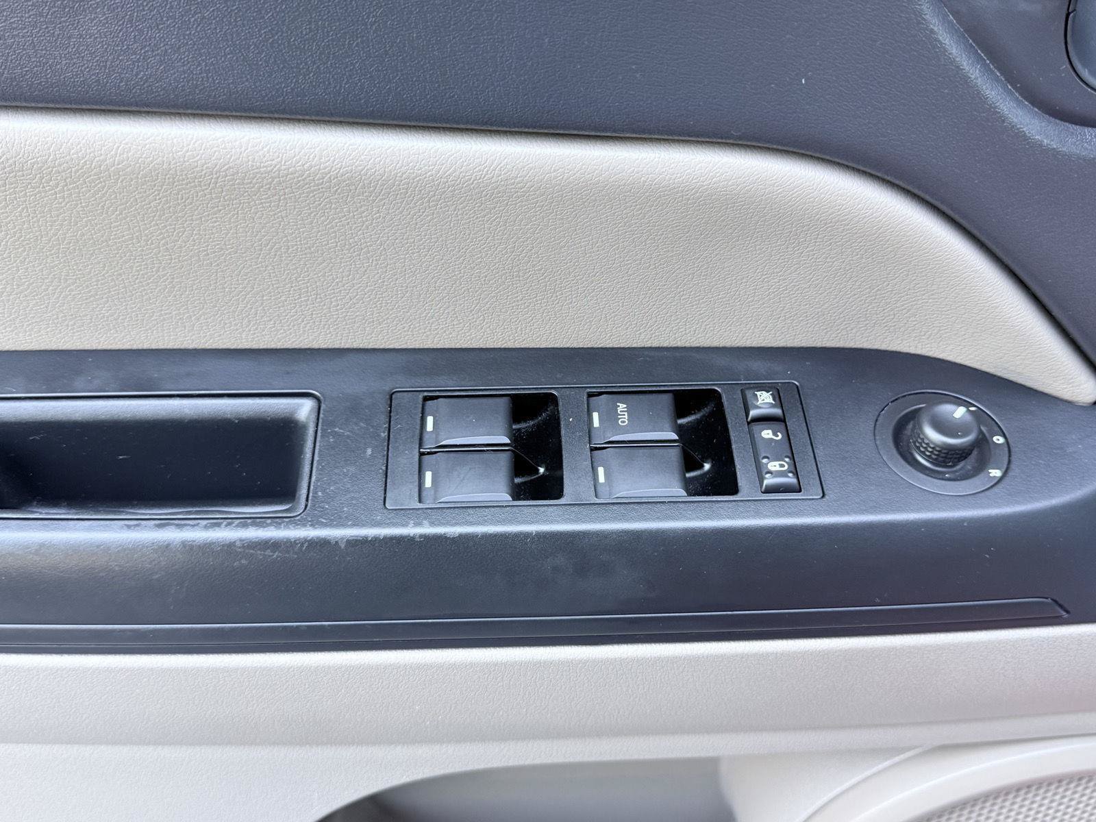 Used 2013 Jeep Patriot Sport w/ PWR Value Group FWD image 17