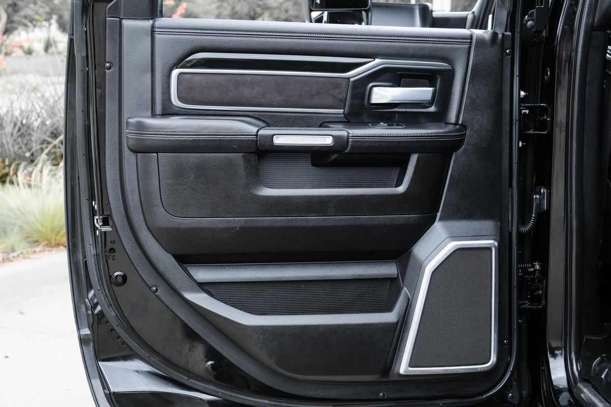 Used 2019 RAM 2500 Laramie AWD/4WD image 34