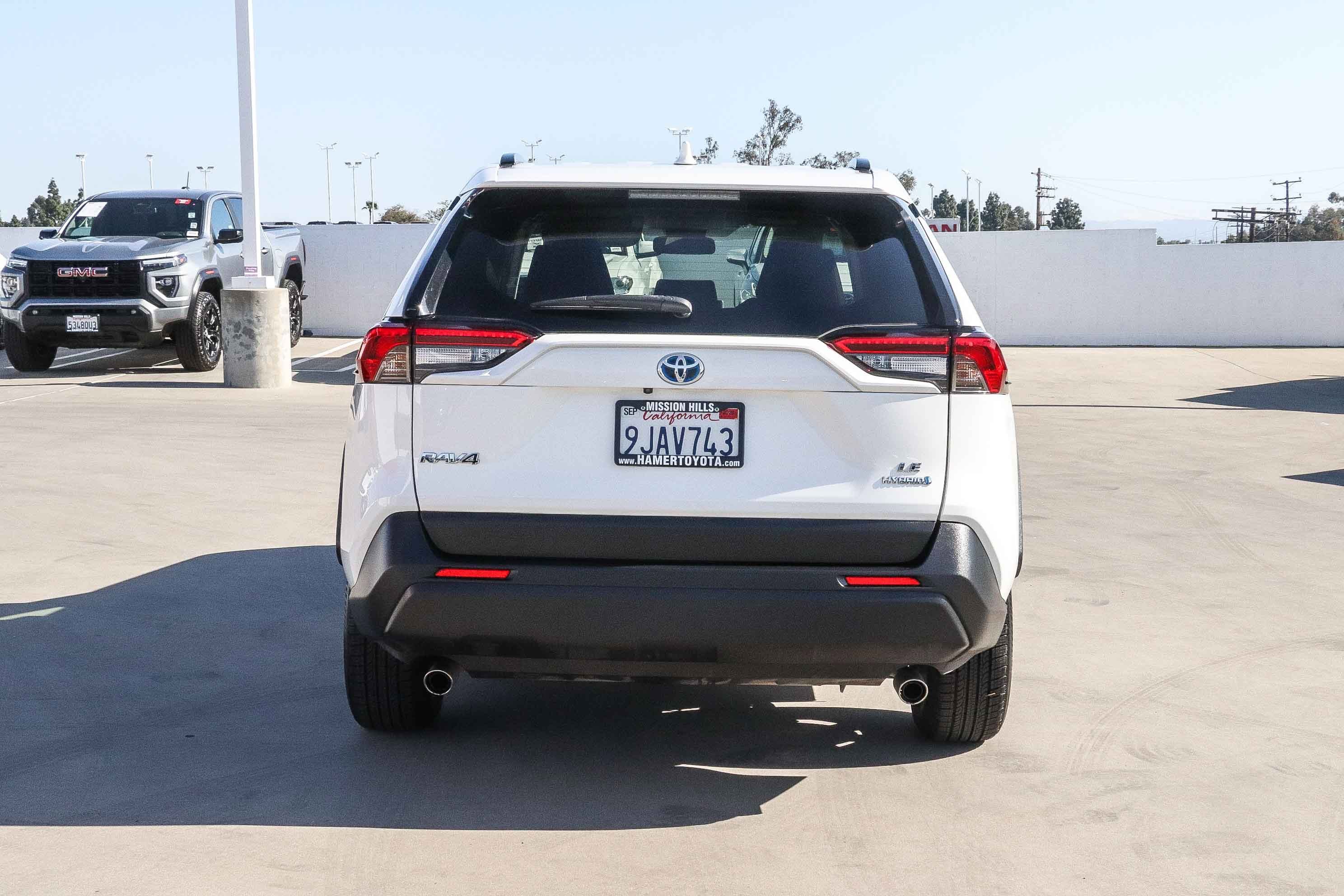 Certified 2023 Toyota RAV4 LE image 6