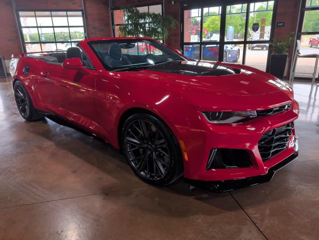 Used 2023 Chevrolet Camaro ZL1 RWD image 5