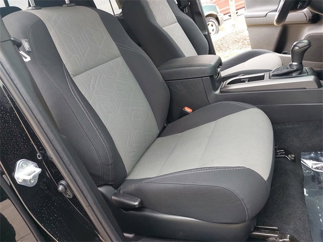 Used 2021 Toyota Tacoma TRD Sport image 10