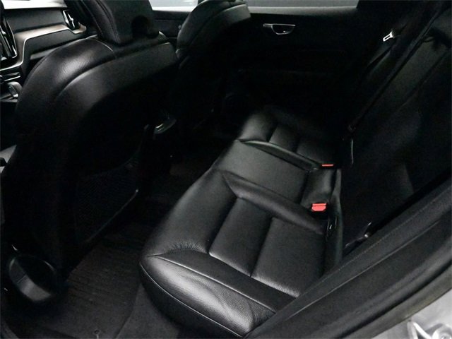 Used 2023 Volvo XC60 B5 Plus w/ Protection Package Premier image 23