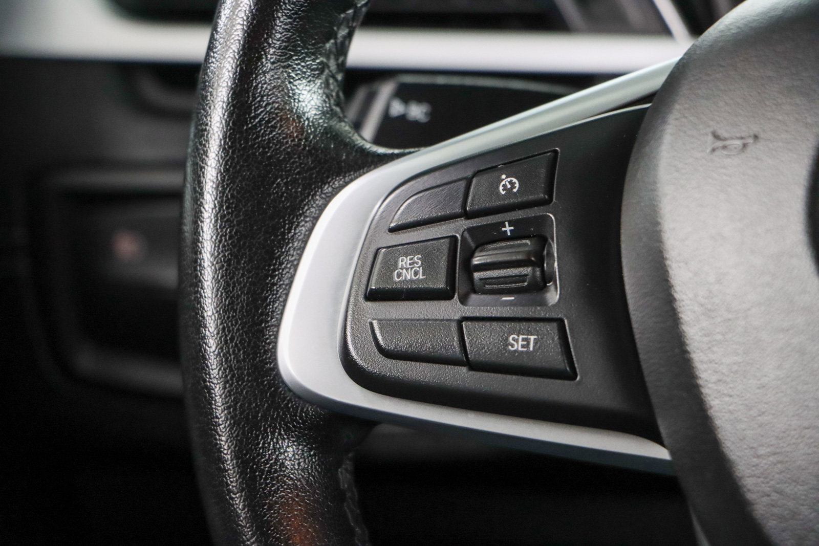 Used 2022 BMW X2 sDrive28i FWD image 13