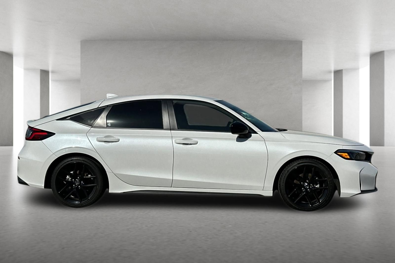 Used 2025 Honda Civic Sport image 3