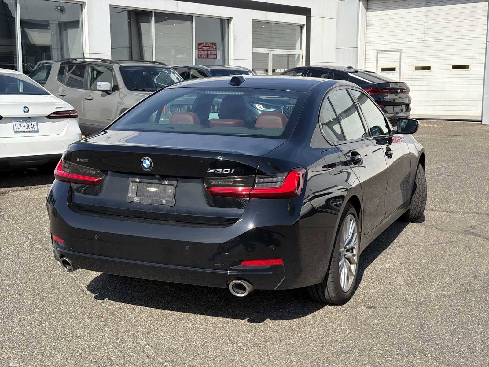 Used 2023 BMW 330i xDrive 330i xDrive w/ Convenience Package image 6