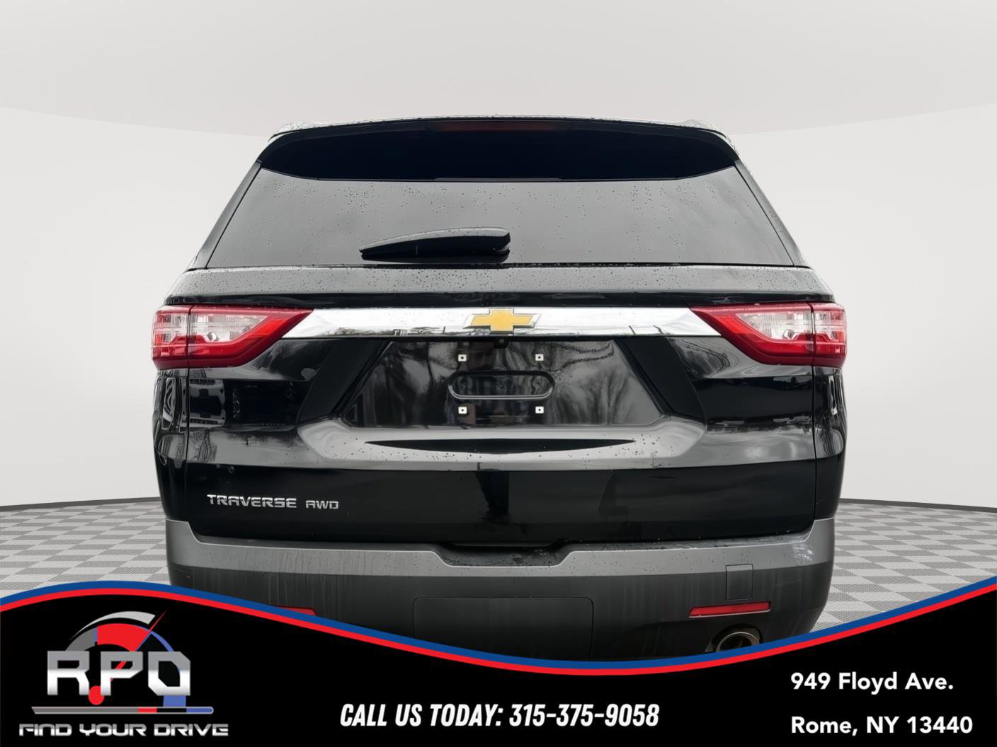 Used 2021 Chevrolet Traverse LS w/ LPO, Floor Liner Package image 4