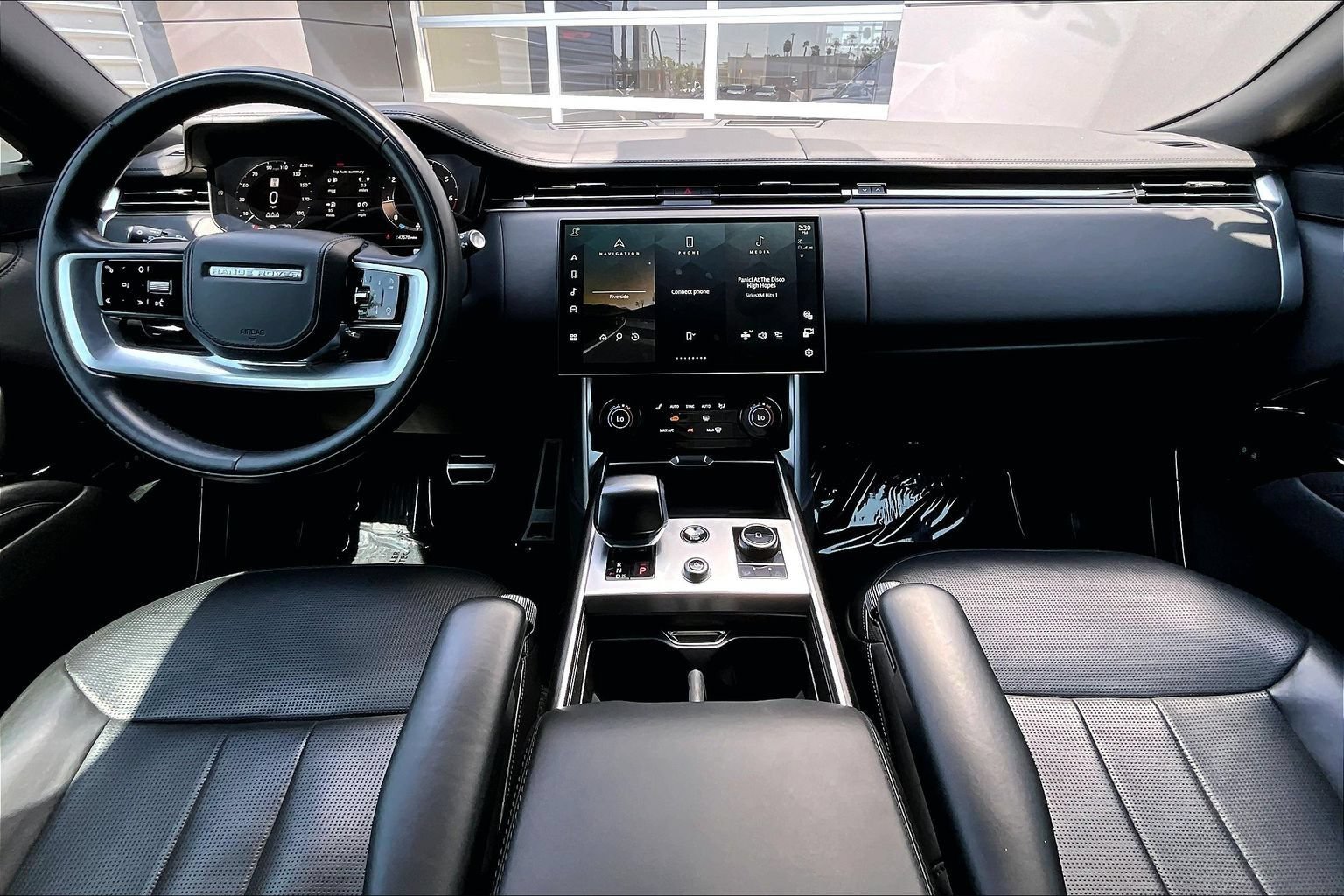 Certified 2023 Land Rover Range Rover SV AWD/4WD image 15
