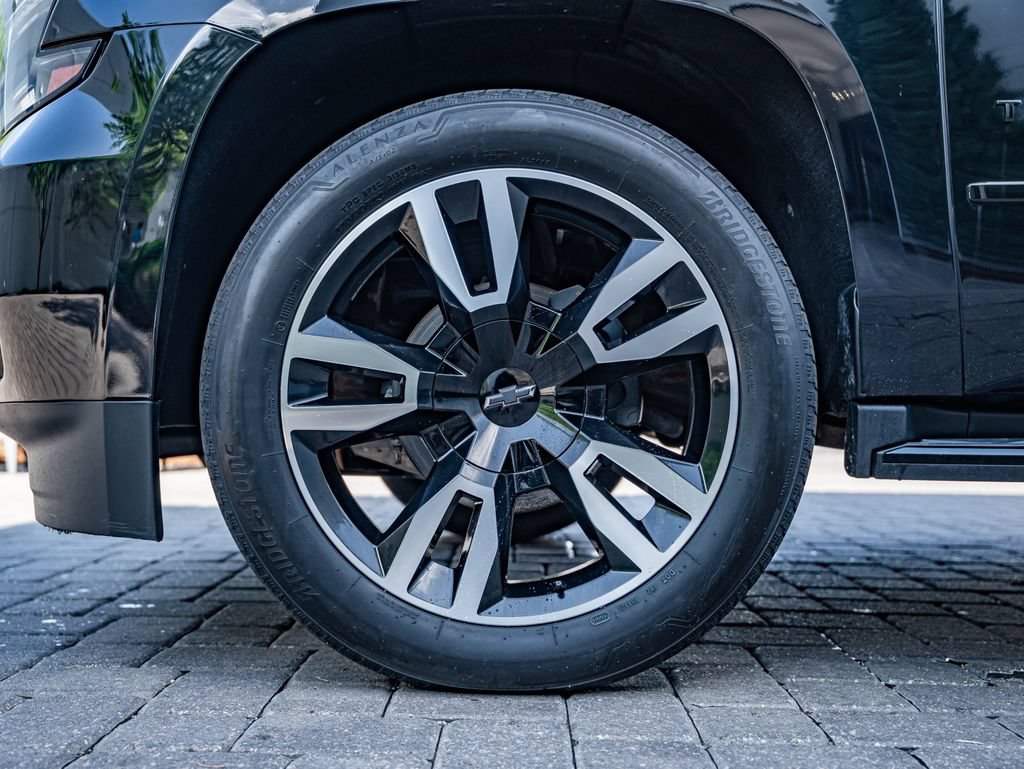Used 2020 Chevrolet Tahoe Premier AWD/4WD image 10