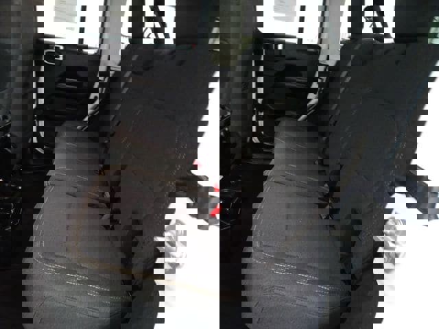 Certified 2025 Jeep Wrangler Sahara image 4