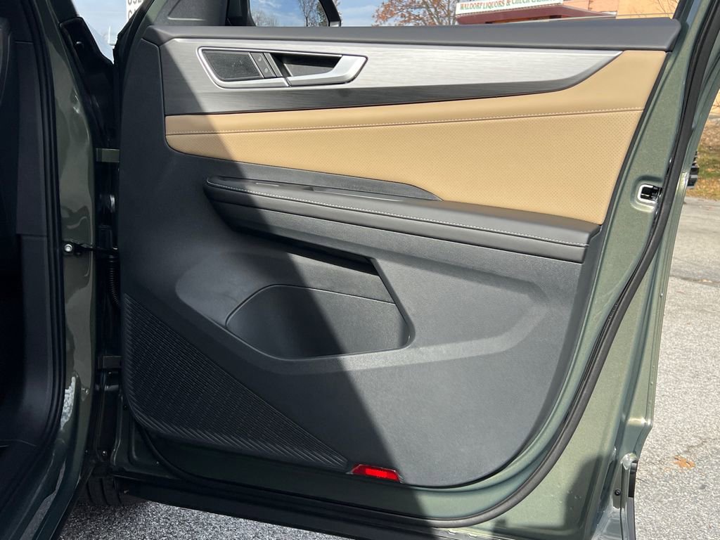 New 2026 Volkswagen Atlas Cross Sport SE image 8