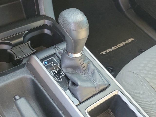 Used 2020 Toyota Tacoma SR5 RWD image 25